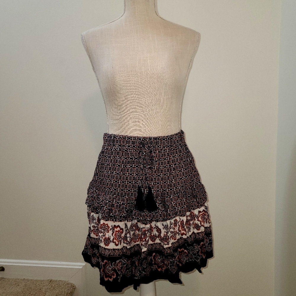 Francesca's Closet Tassel Tie Front Mini Skirt (NEW WITH TAGS!)